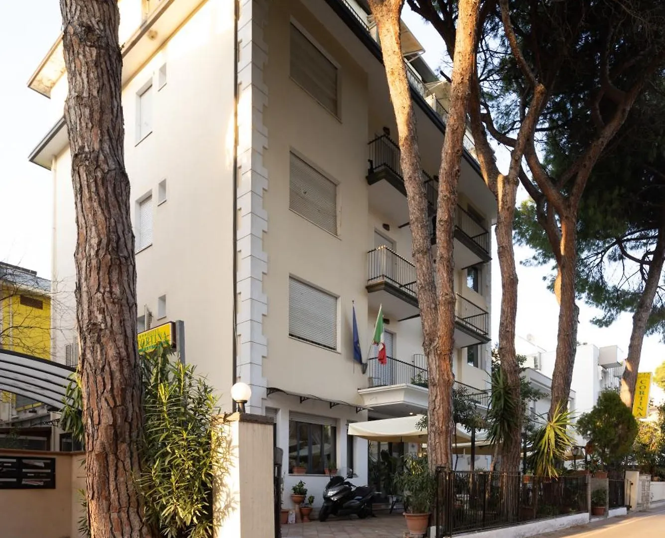 Hotel Cortina Rimini